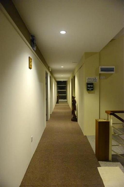 Green Paradise Hotel Янгон Экстерьер фото